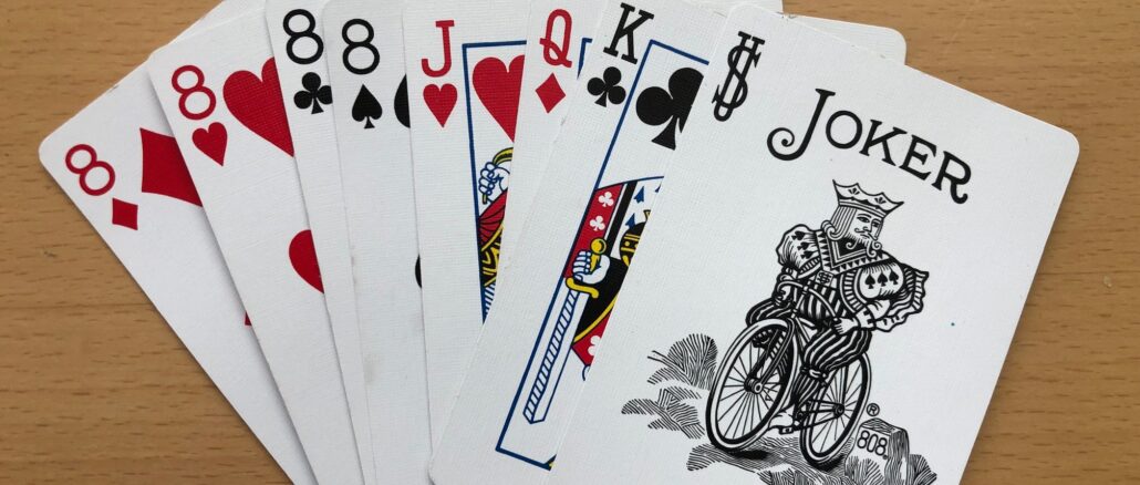 crazy-eights-logo